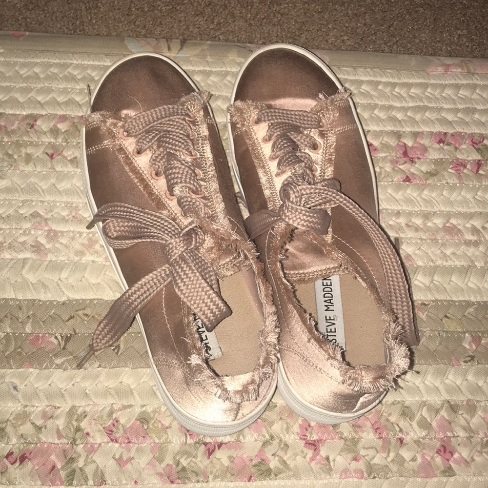 Steve Madden sneakers